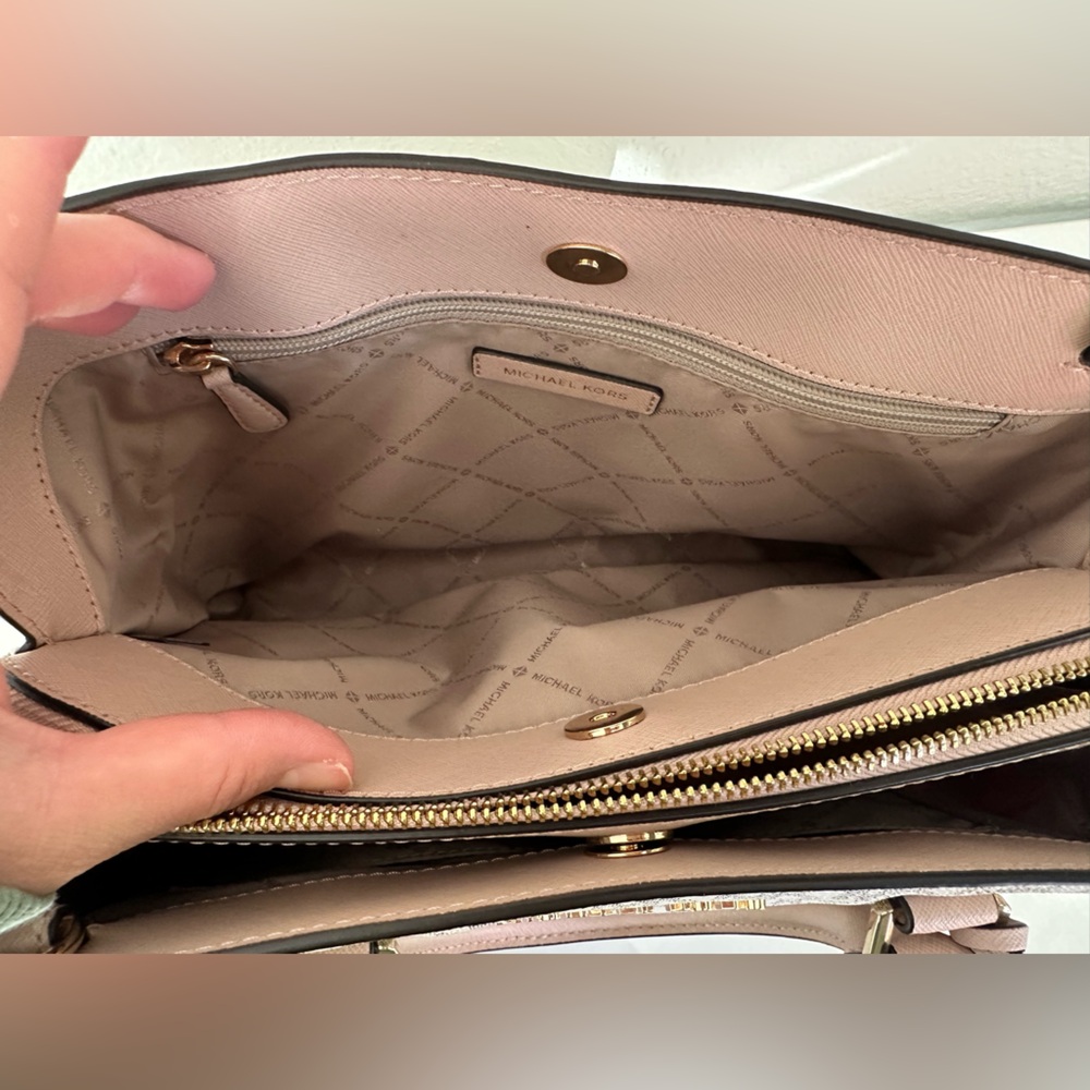 Michael Kors Pink and Cream Savannah large satchel bag - Picture 7 of 9